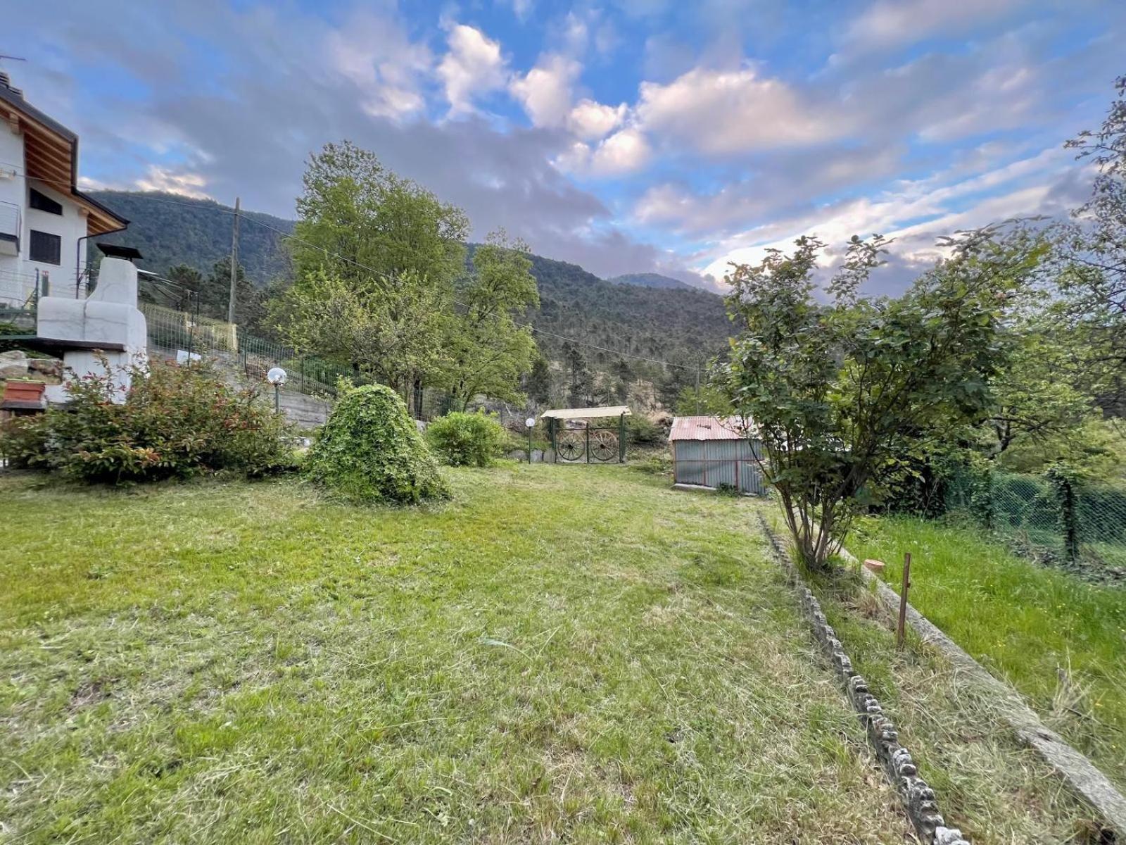 Appartamento Con Giardino Privato. Rubiana ภายนอก รูปภาพ